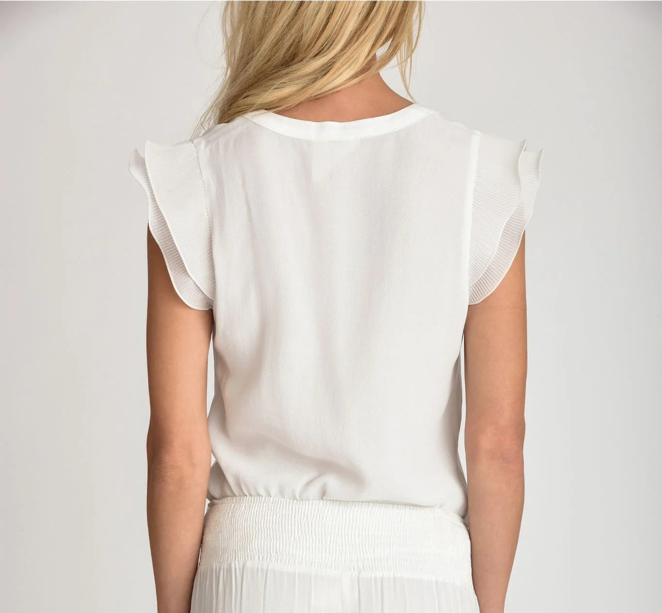 PETAL SLEEVE TOP