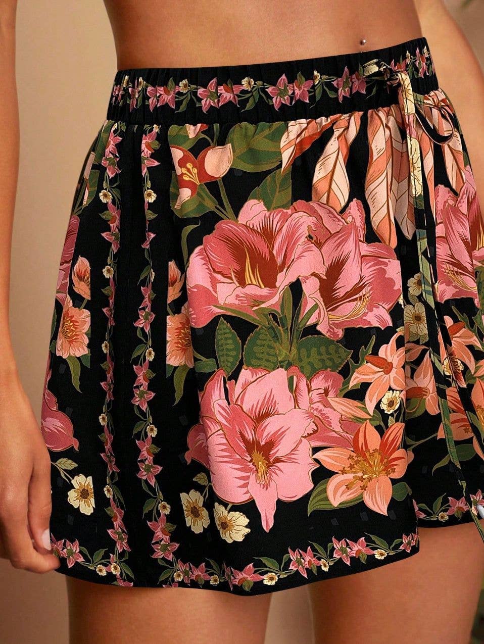 HIBISCUS SHORTS