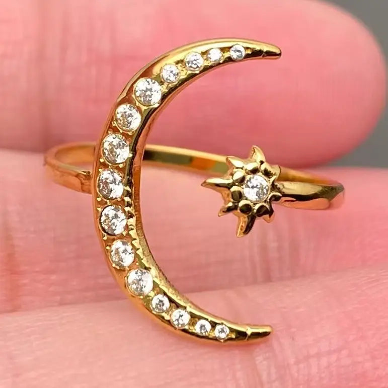 STAR & MOON ADJUSTABLE RING