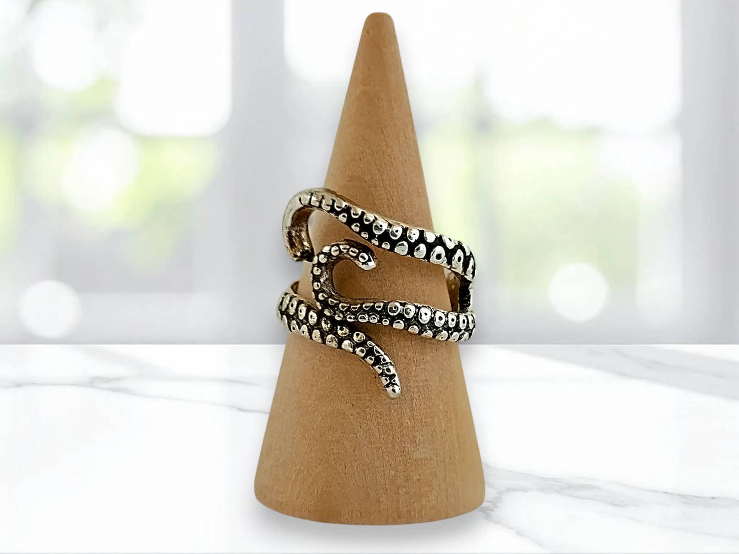 Ringer Octopus Ring