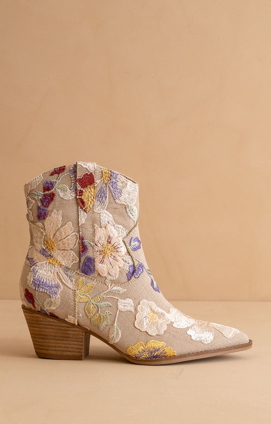 TAPESTRY COWBOY BOOTS