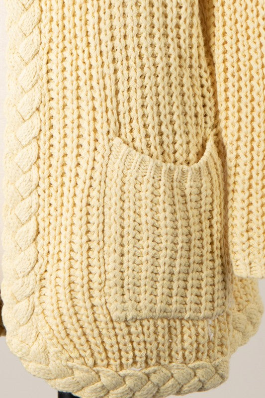 HOODIE CABLE KNIT CARDIGAN