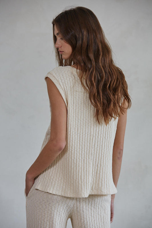 AIRPORT TOP AND PANT SET