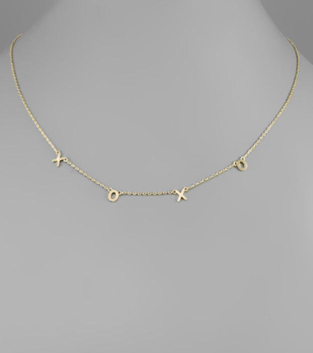 XOXO GOLD LETTERS NECKLACE