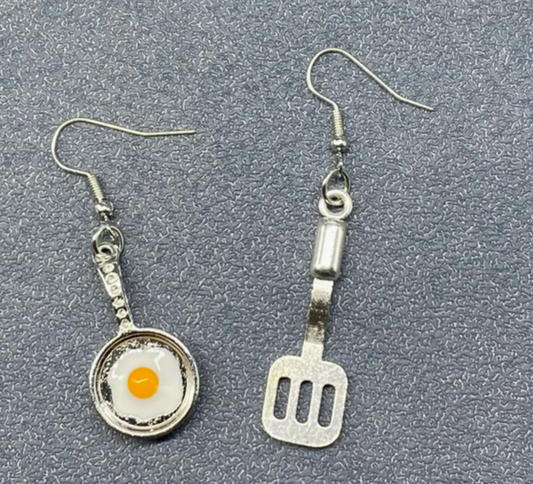 FRIED EGG ESSENTIALS EARRINGS