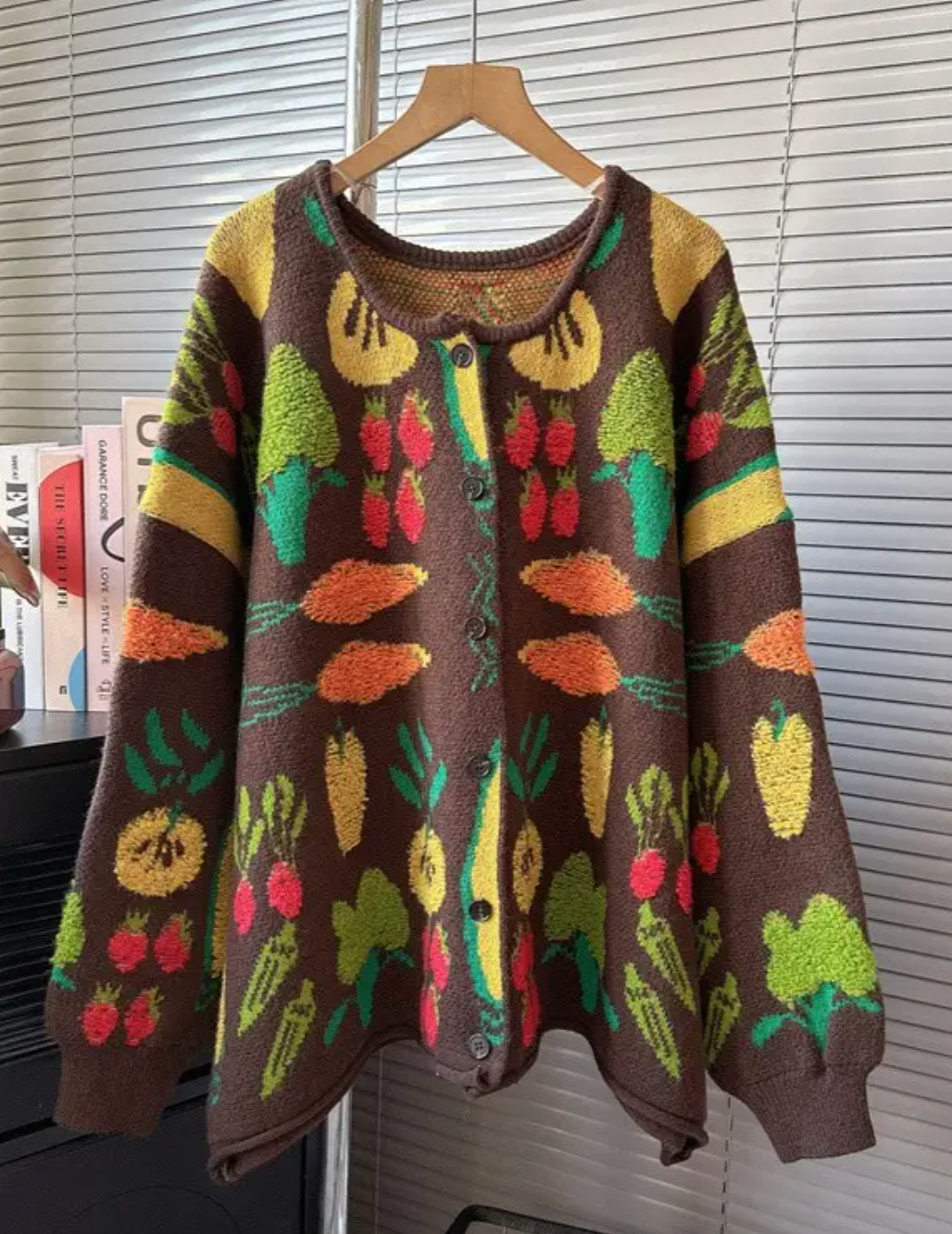 FILL YOUR VEGGIE BASKET CARDIGAN