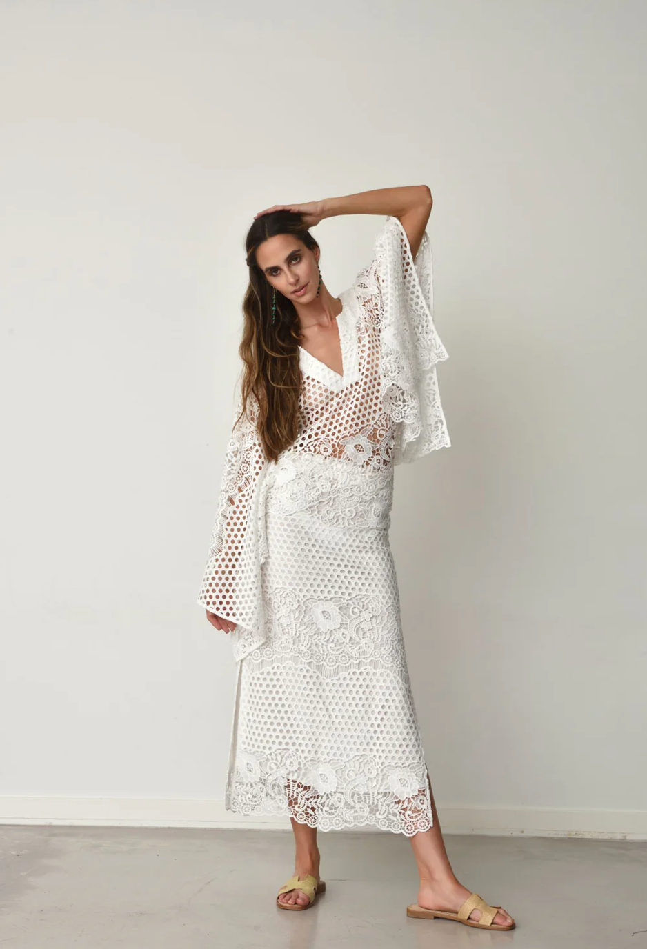 INTRICATE EMBRO PONCHO TOP