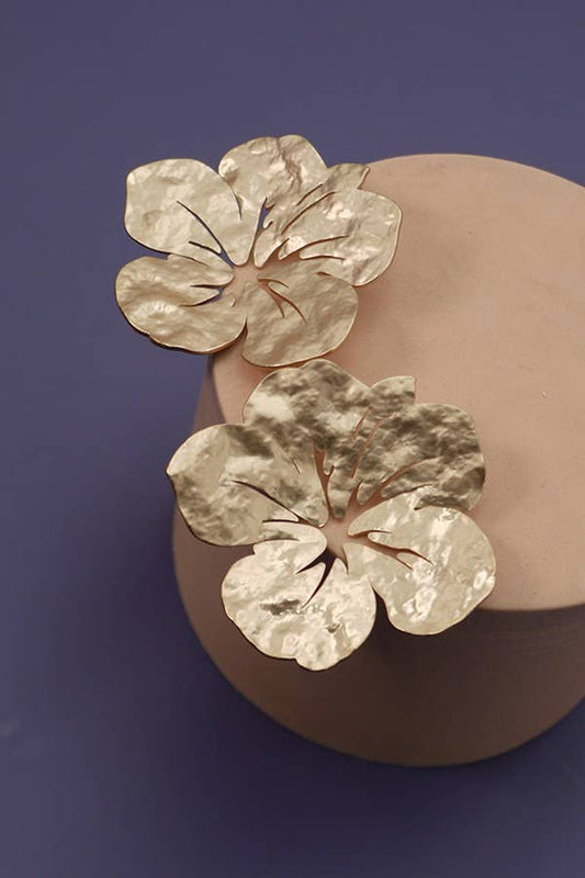 LARGE HAMMARD MATTE FLOWER EARRINGS