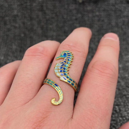 SEAHORSE RING