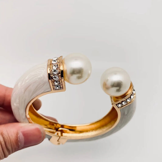PEARL BANGLE BRACELET