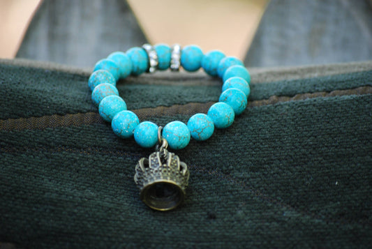 QUEEN IS CROWNED BRACELET