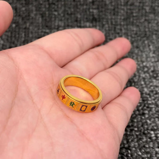 GOLD SIGNET RING