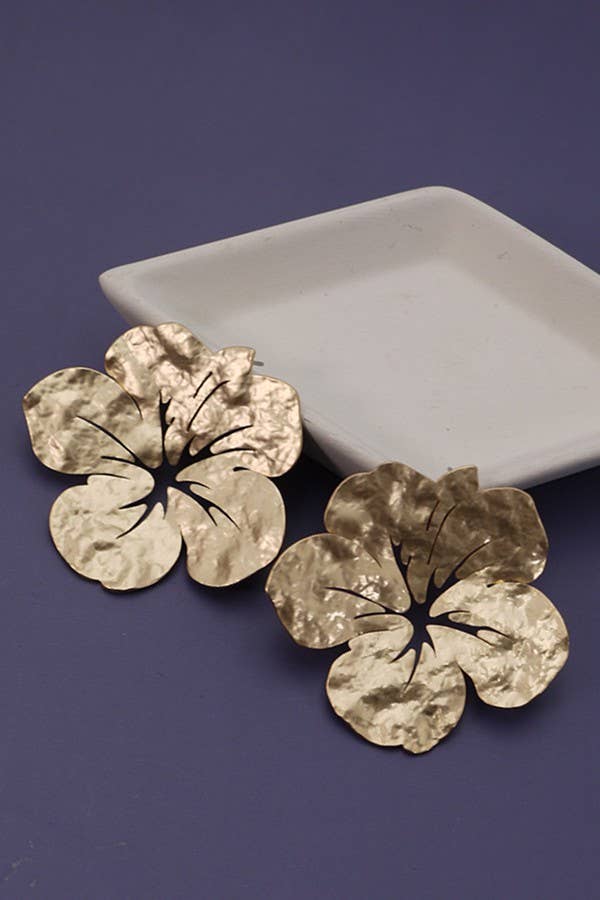 LARGE HAMMARD MATTE FLOWER EARRINGS
