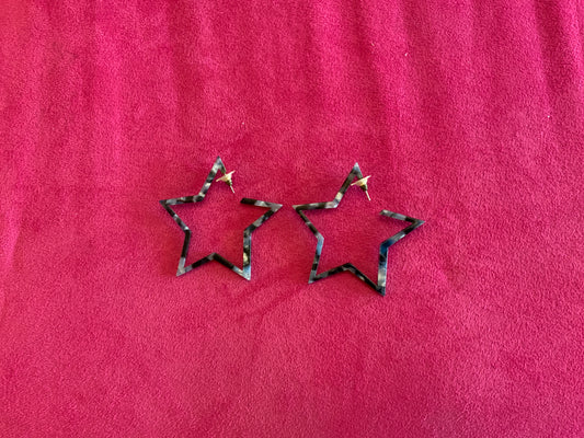 MARBLED HOLLOW STAR EARRINGS