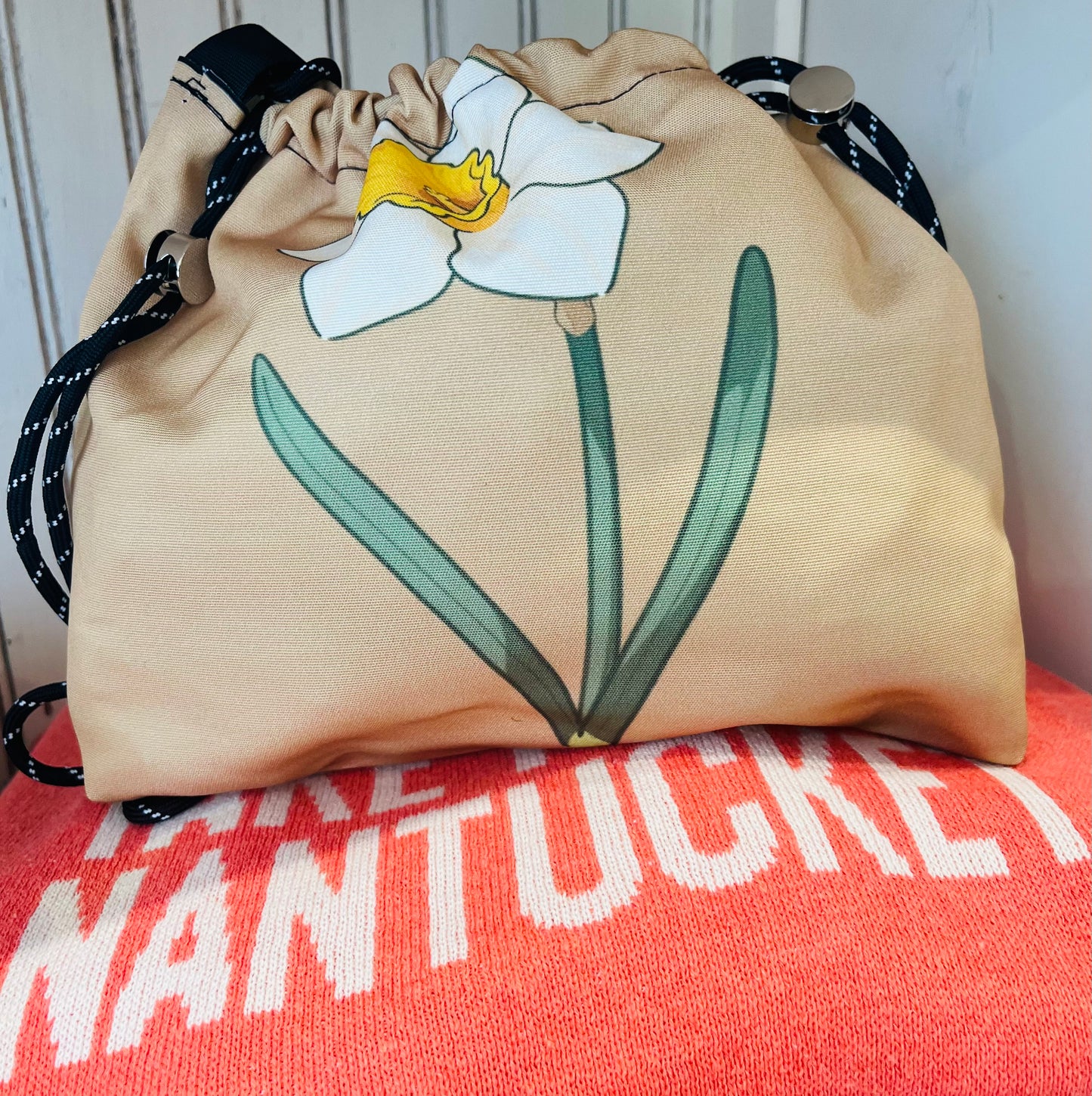 DAFFODIL DRAWSTRING PURSE
