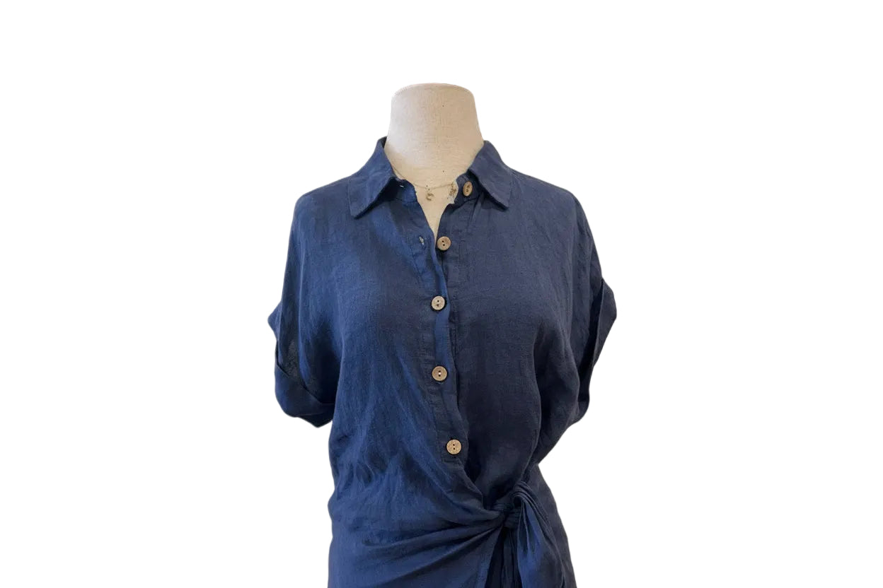 NUDO BUTTON TOP WITH ASYMM TIE HEM