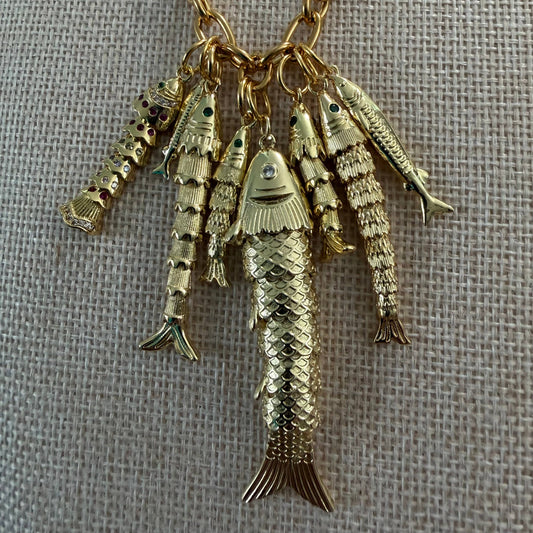 SCHOOL OF FISH CHARM NECKLACE