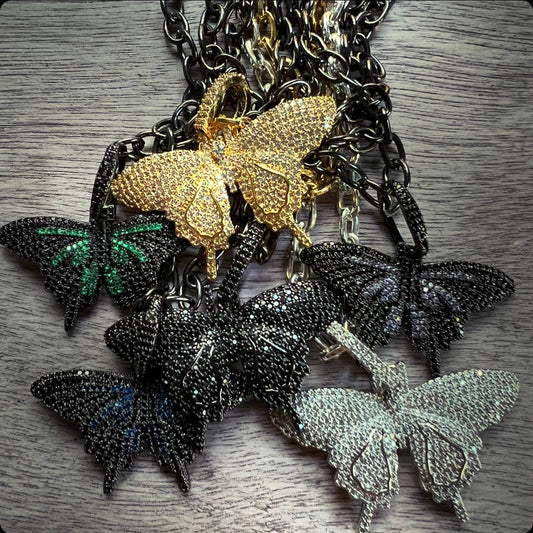 GLITTERFLY NECKLACE