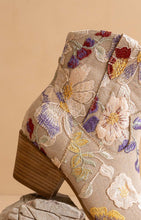 TAPESTRY COWBOY BOOTS
