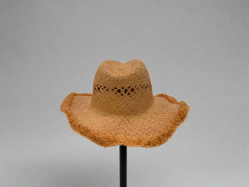 DETAILED STRAW HAT WITH FRINGE