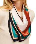 CHAIN PRINTED SILKY SCARF