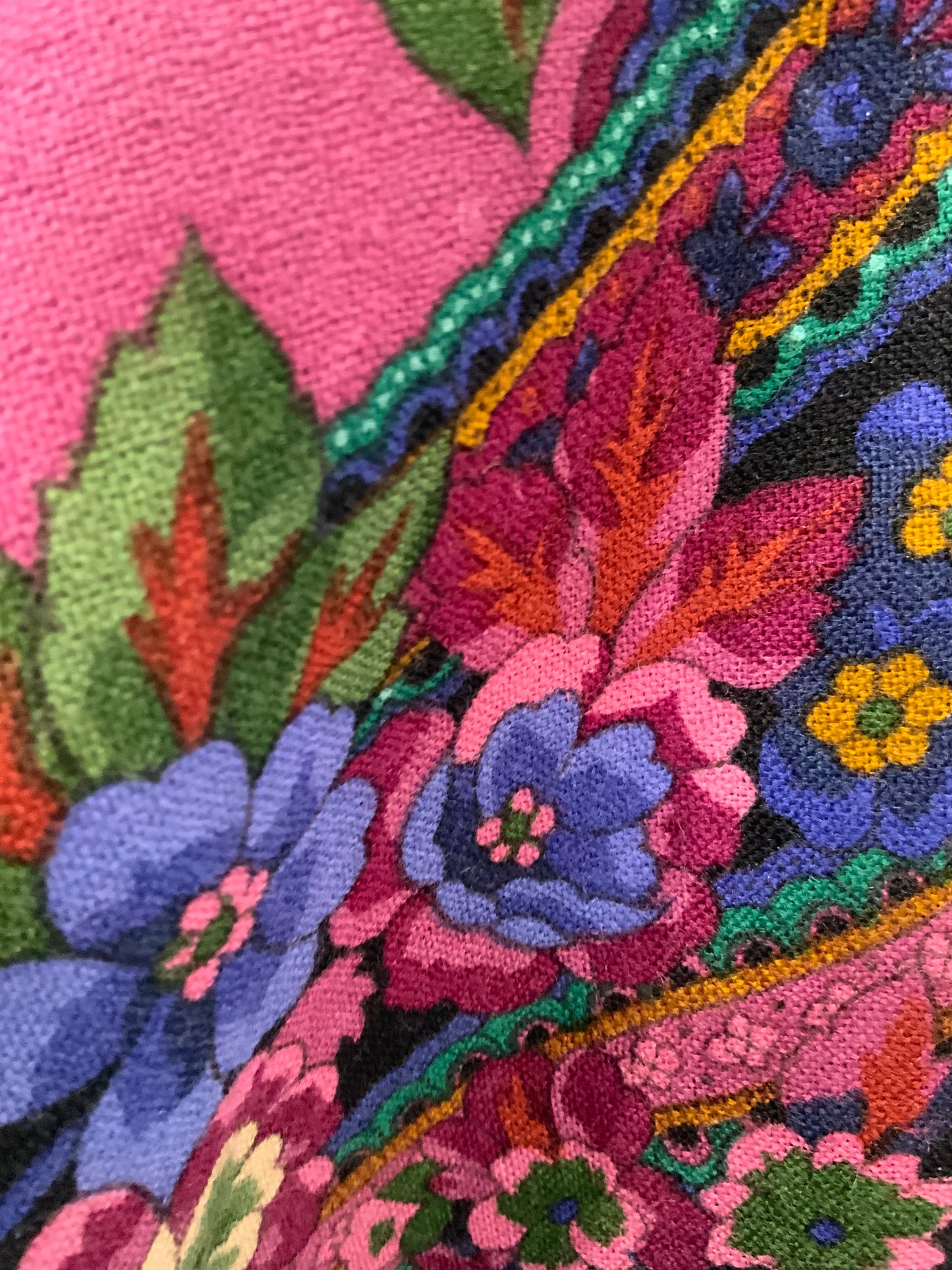 FLORAL DESIGNED SCARF