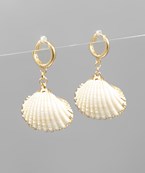 SCALLOP SHELL DANGLE EARRINGS