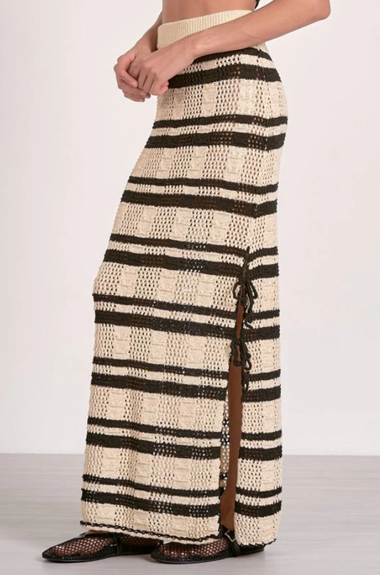 ANGELA'S SLIT SIDE KNIT MAXI SKIRT