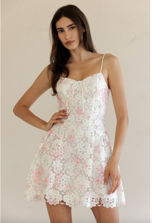 LACE FLOWERS SWEETHEART MINI DRESS