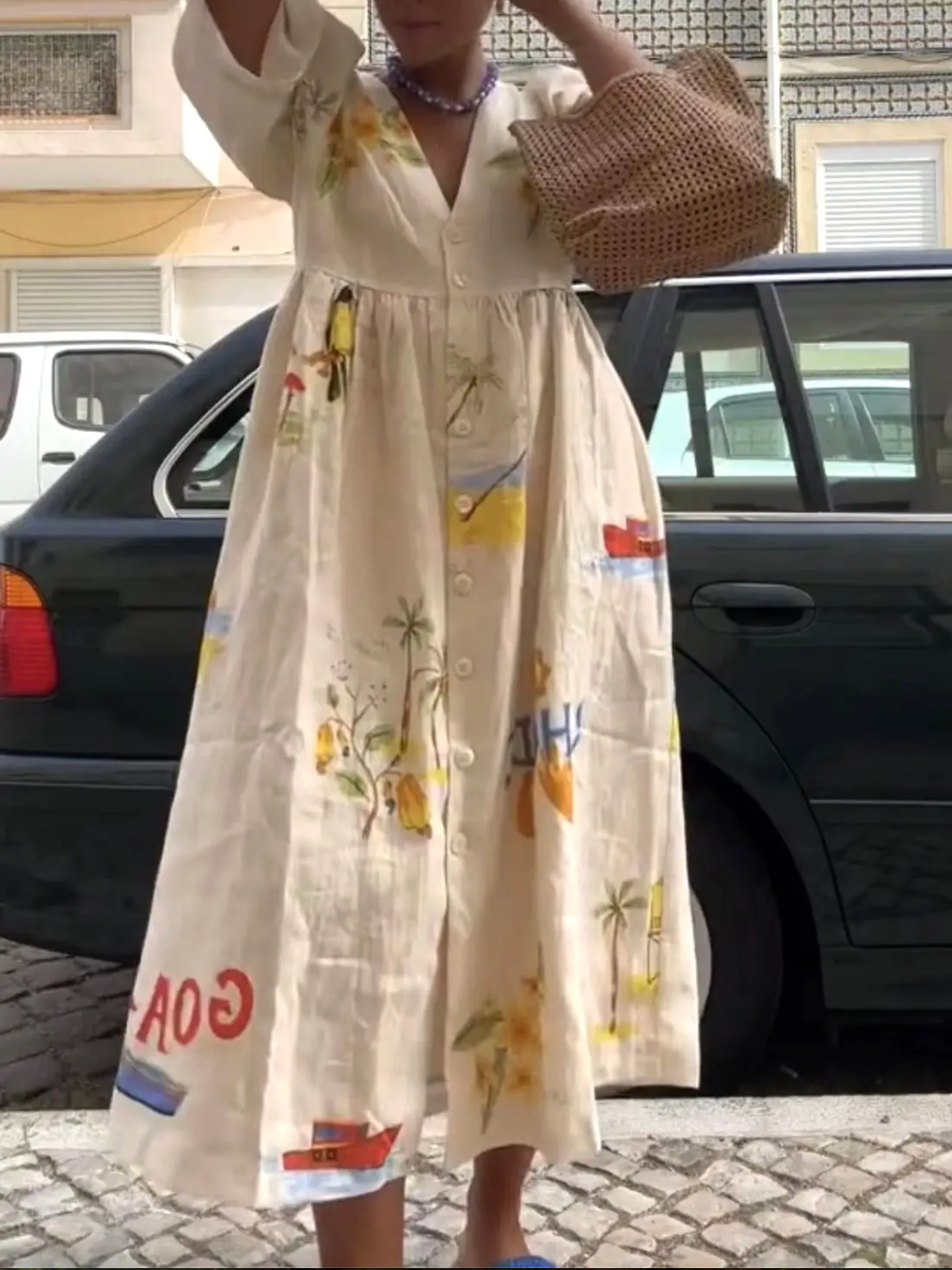 CUTE ISLAND PRINT V-NECK FLOW DRESS