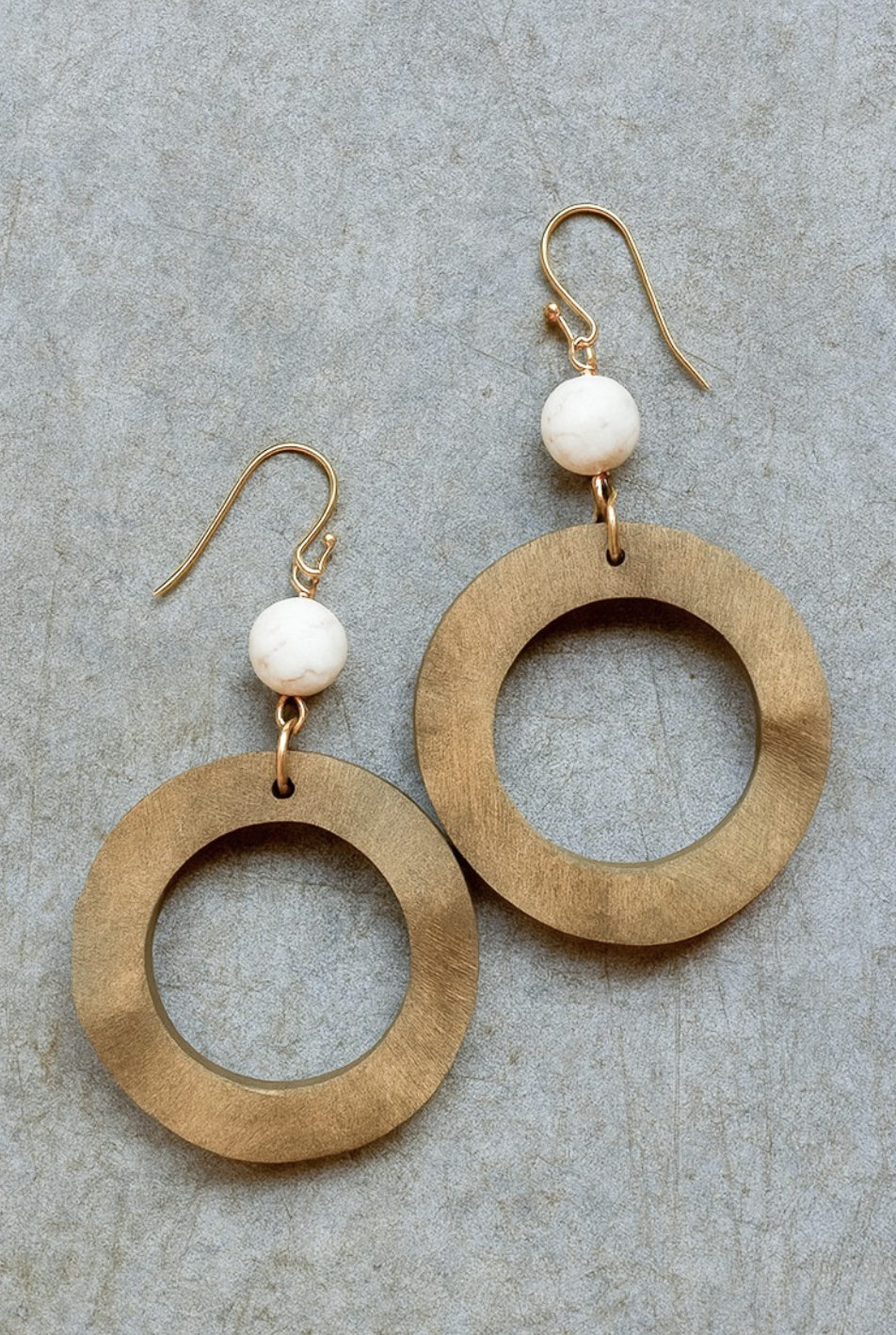 WAVY WOOD STONE EARRINGS