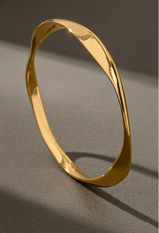 FLUID TWIST BANGLE BRACELET