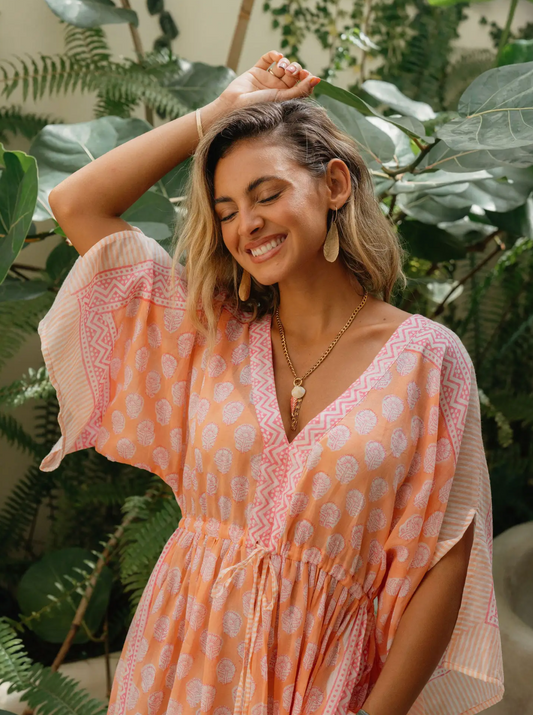 PUERTO FLUTTER SLEEVE DRESS