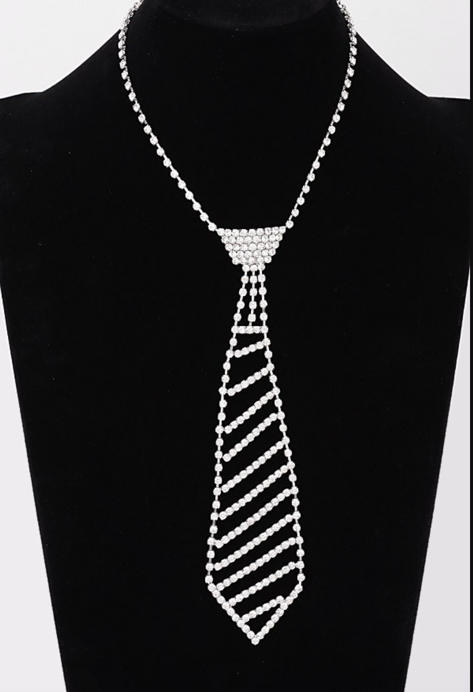 NECKTIE CRYSTAL NECKLACE