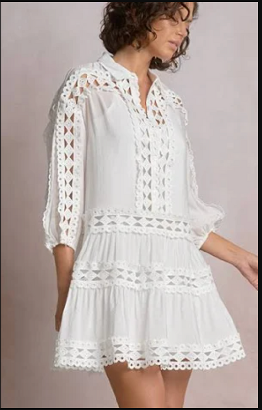 INTRICATE WHITE LACE DETAIL SHORT DRESS
