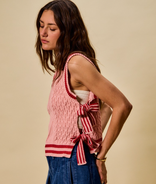CABLE KNIT V-NECK RIBBON TIE TOP