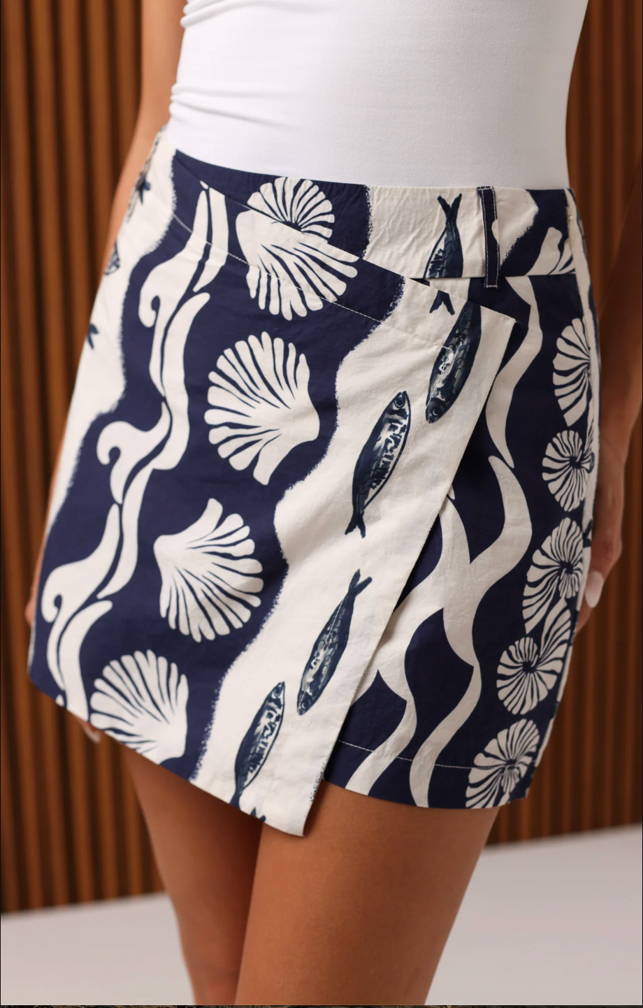 SHAKEMO SKORT