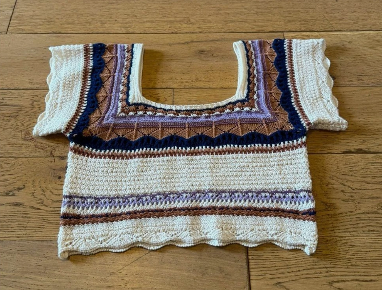 CROCHET LACE MULTI PATTERN TOP