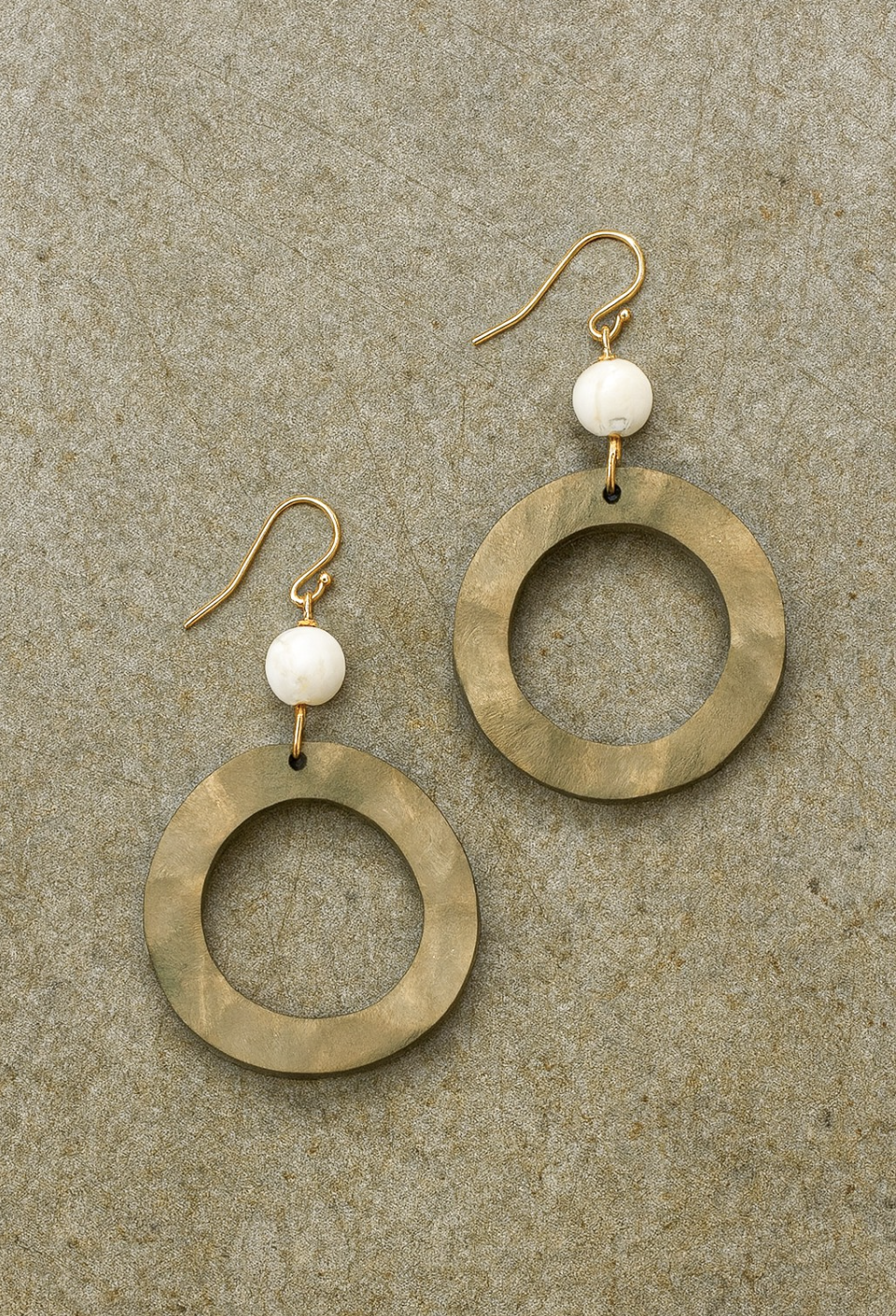WAVY WOOD STONE EARRINGS