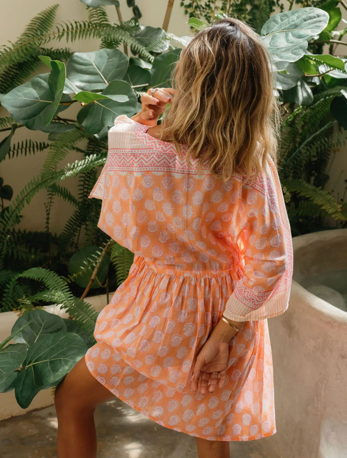 PUERTO FLUTTER SLEEVE DRESS