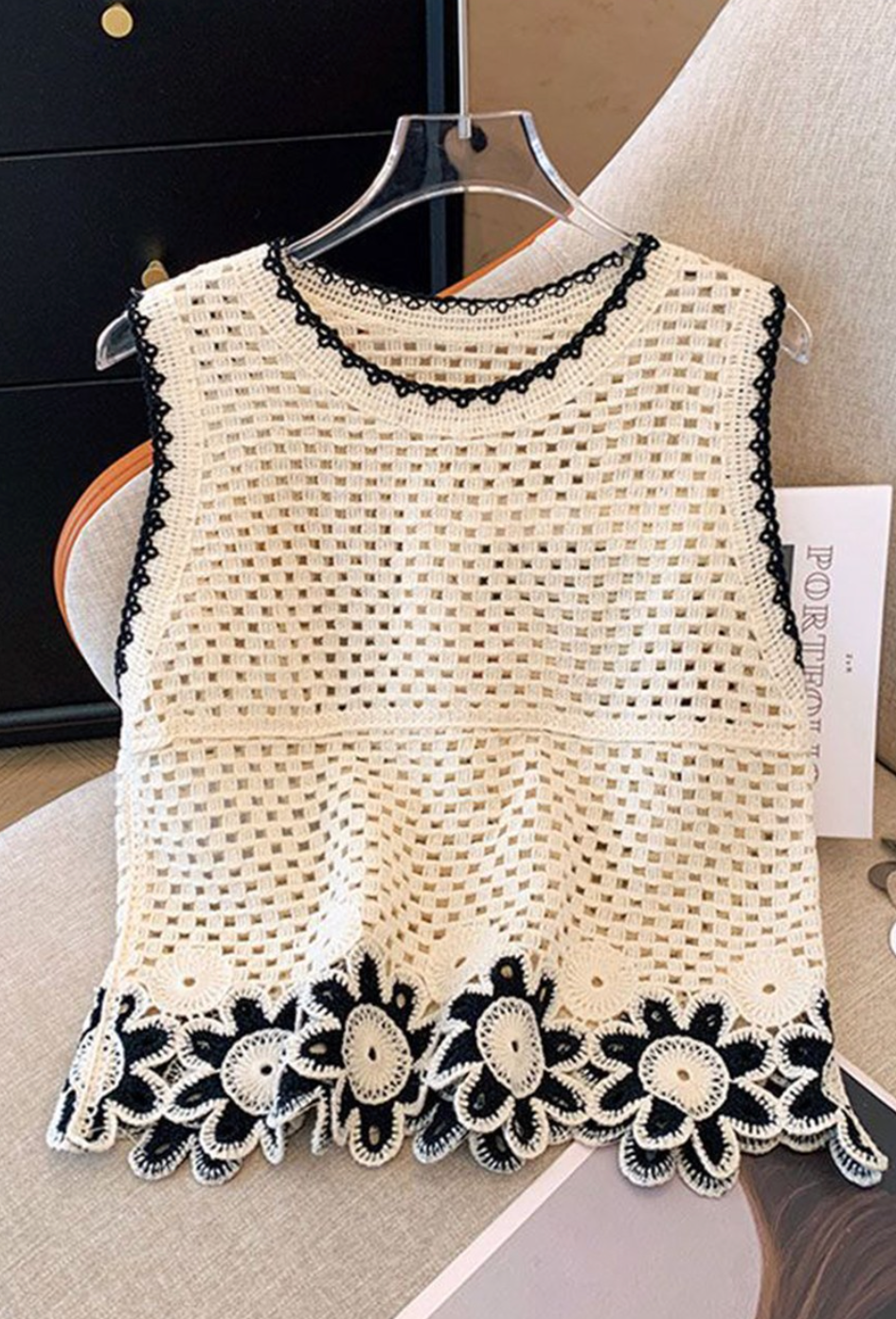 KENDALL CROCHET FLOWER TOP