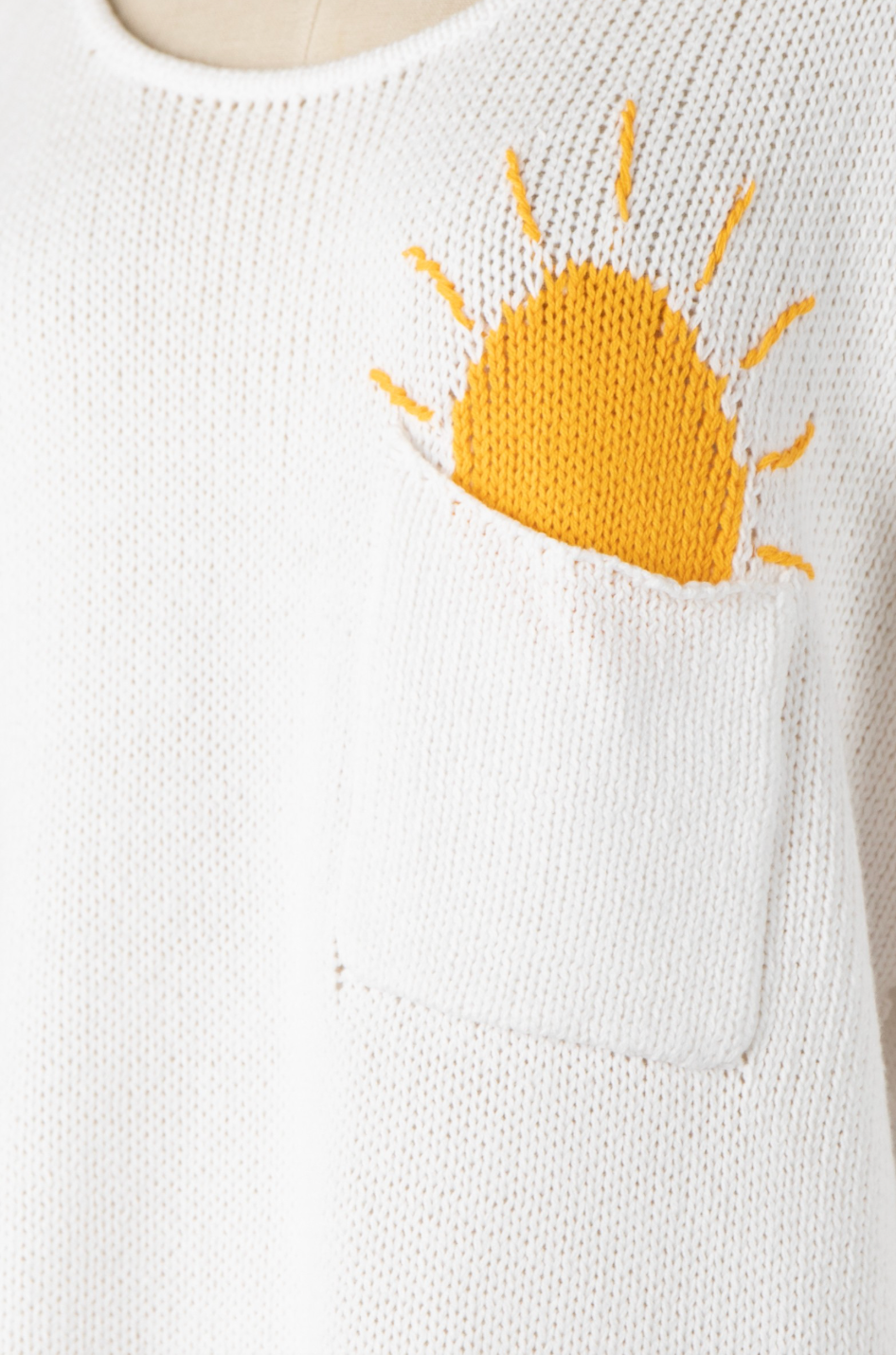 SUNSHINE POCKET SWEATER