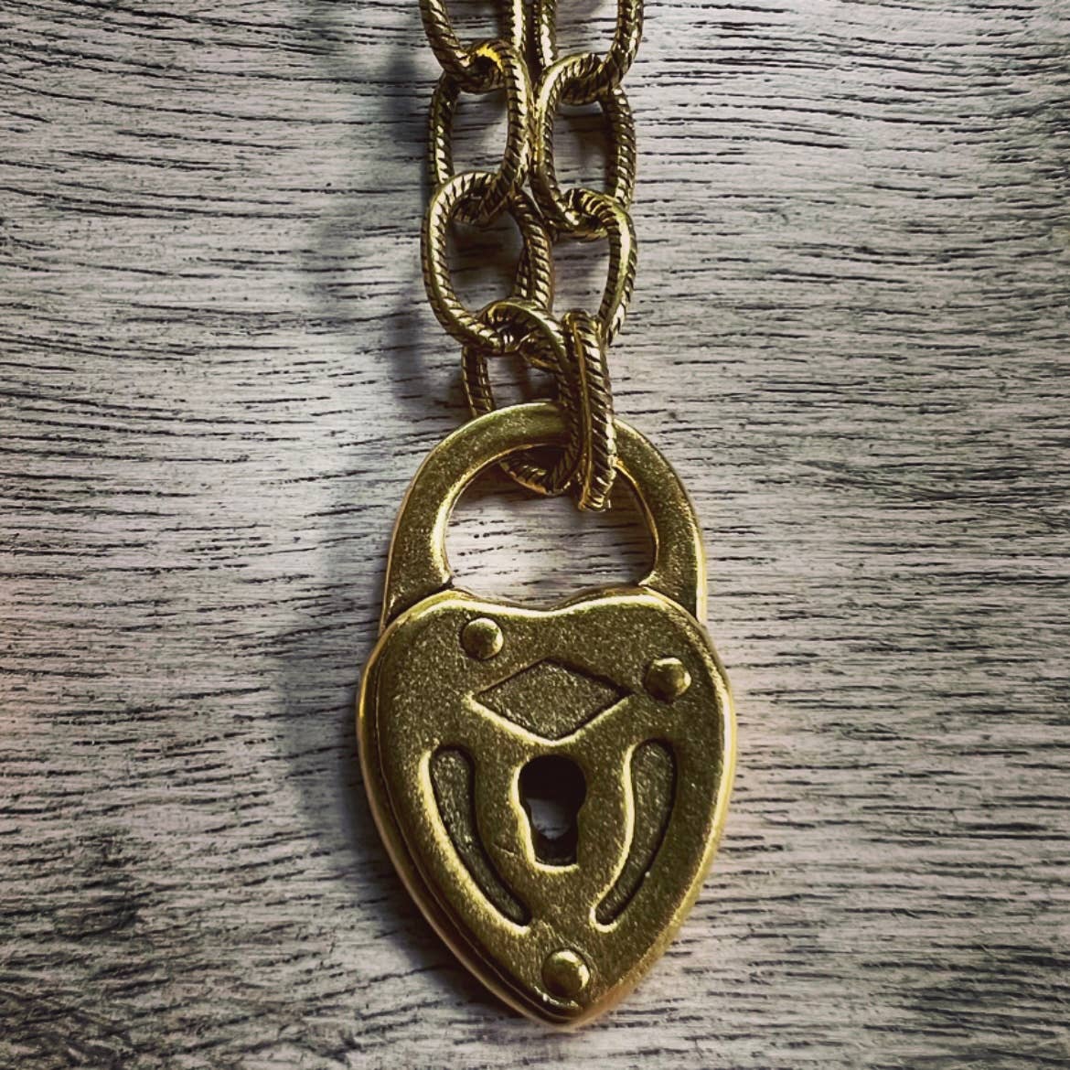 VINTAGE LOCK NECKLACE