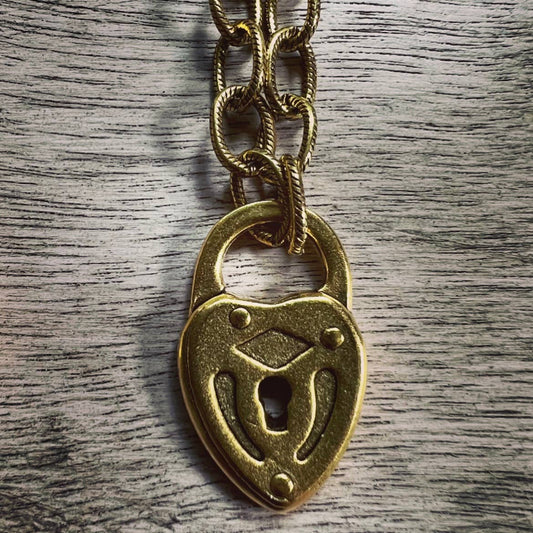 VINTAGE LOCK NECKLACE