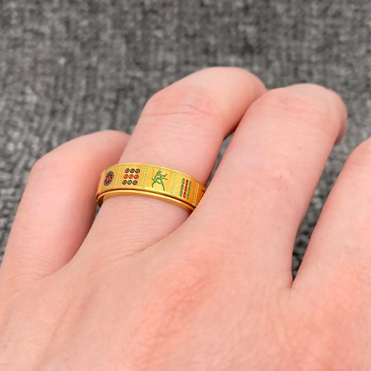 GOLD SIGNET RING